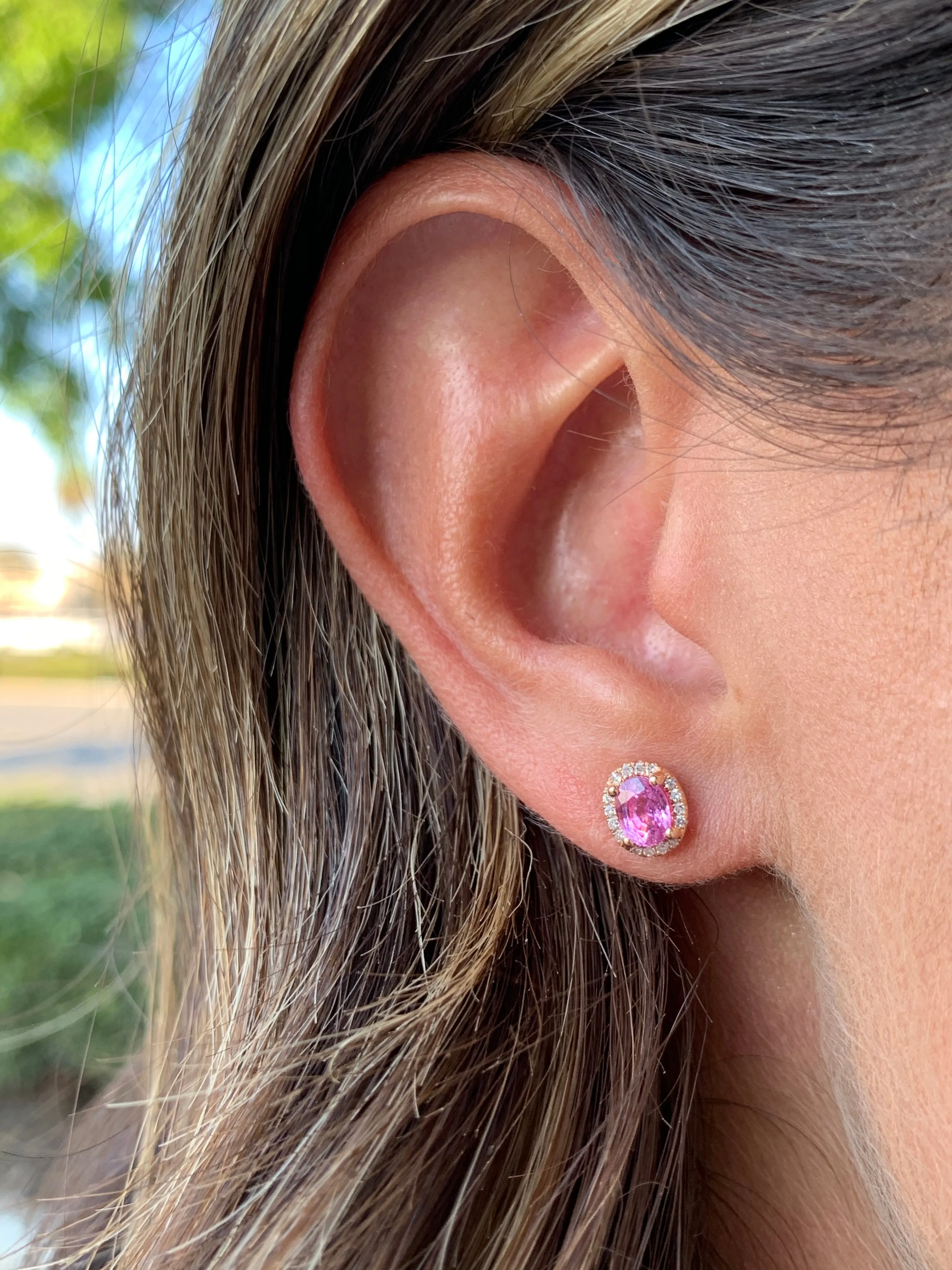 14K Gold Pink Sapphire Stud Earrings