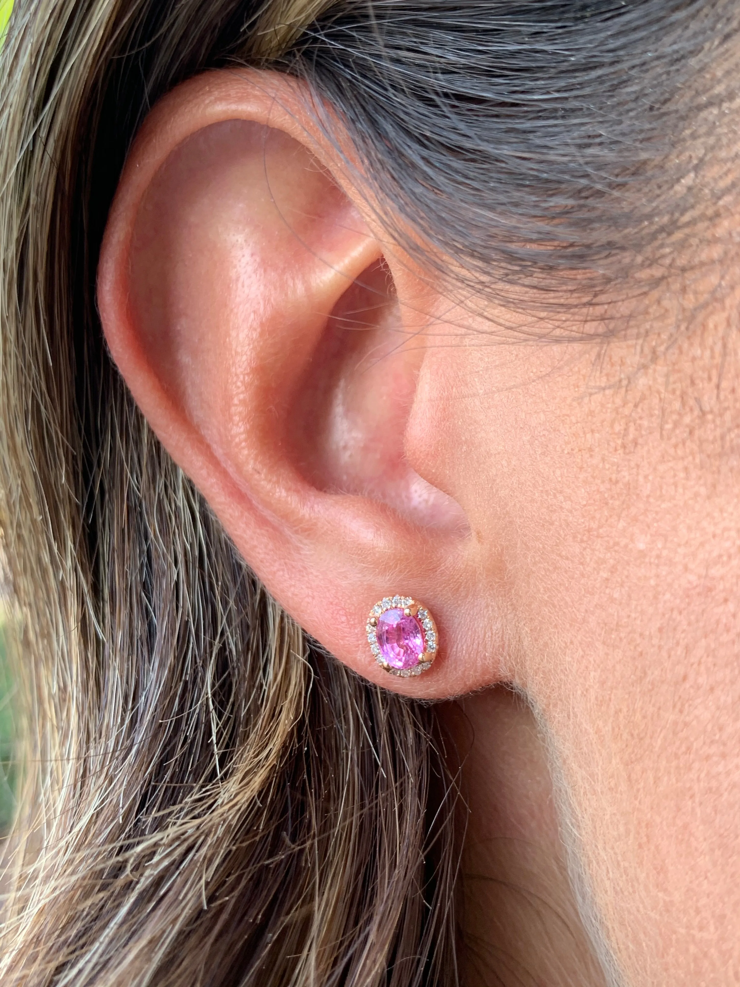 14K Gold Pink Sapphire Stud Earrings