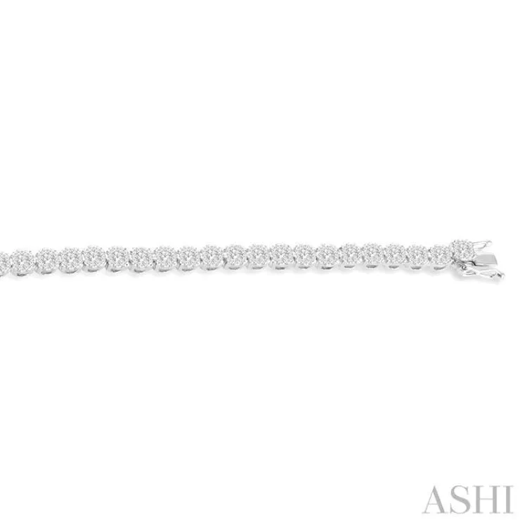 3 Ctw Round Cut Lovebright Diamond Bracelet in 14K White Gold