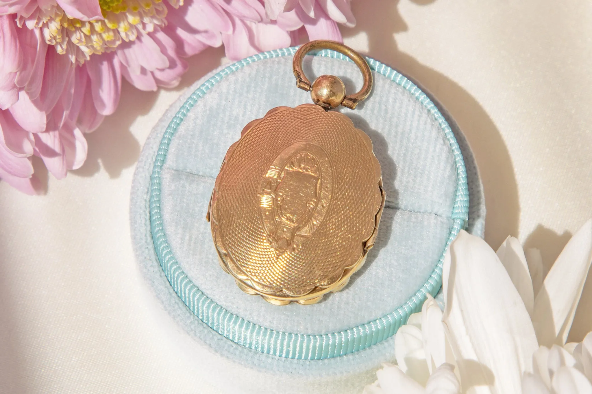 Antique 9ct Gold Engraved Buckle Portrait Locket