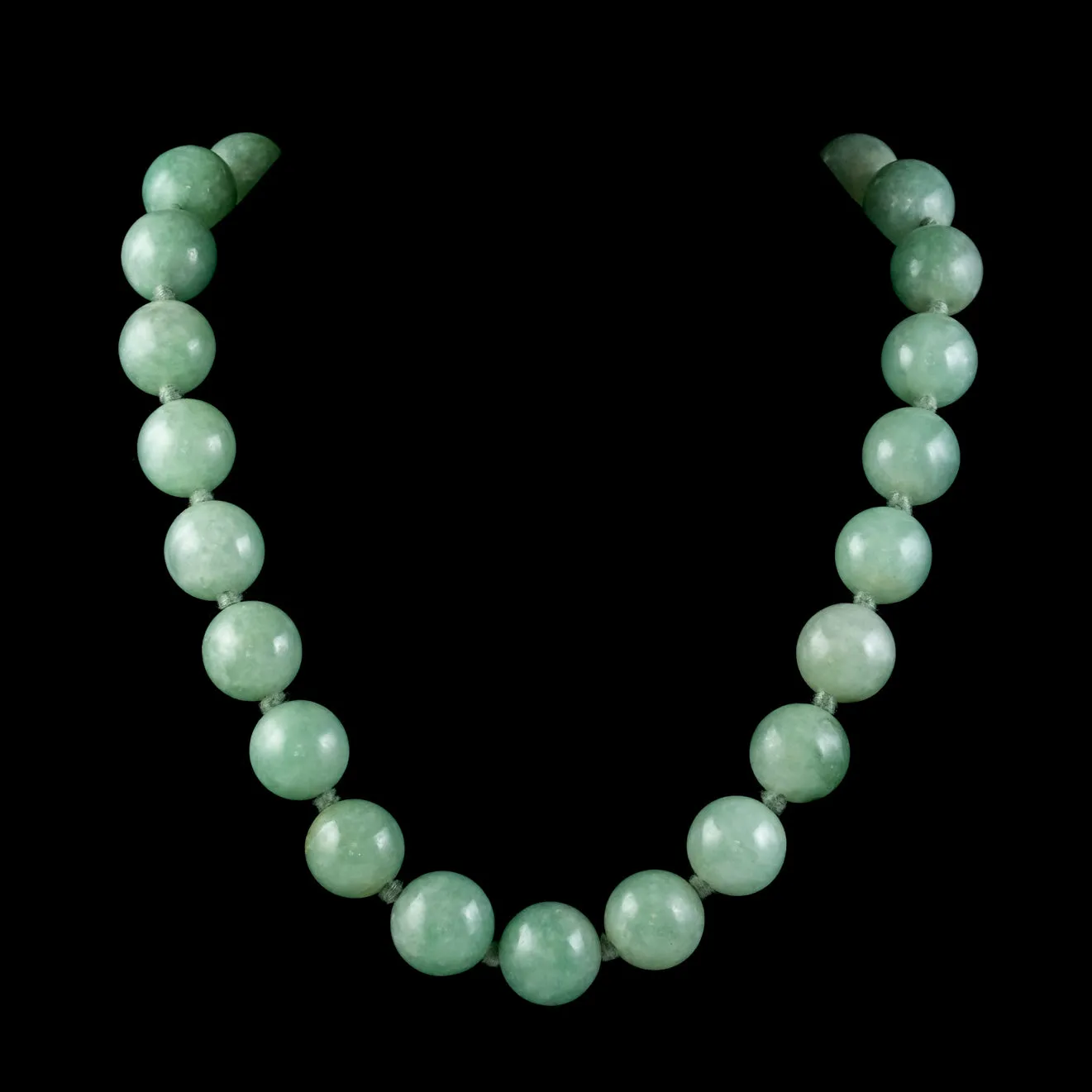 Antique Victorian Jadeite Jade Bead Necklace Silver Clasp Circa 1900 Cert