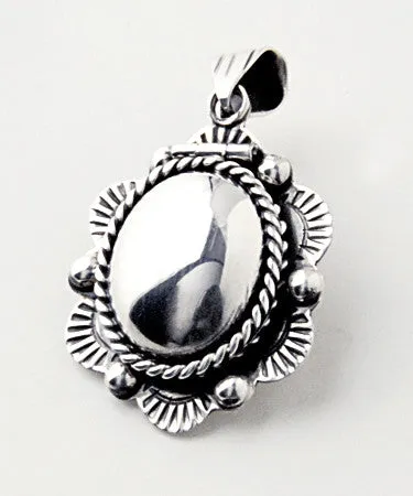 Collection Santa Pacheco ~ Locket "Oval Adorned Flower" 1 pic .925 Silver Large