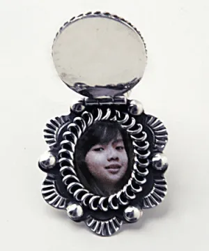 Collection Santa Pacheco ~ Locket "Oval Adorned Flower" 1 pic .925 Silver Large