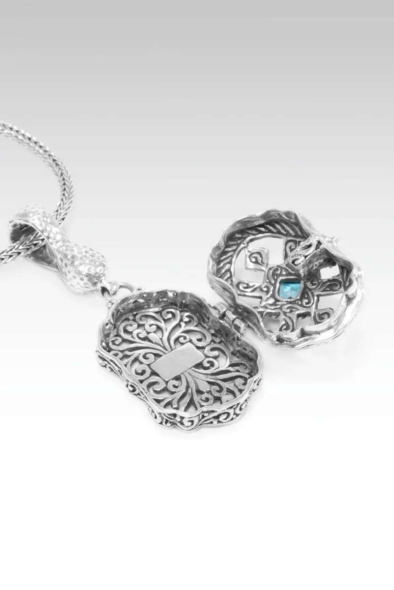 Enchanted Locket Pendant™ in Bali Breeze™ Mystic Topaz