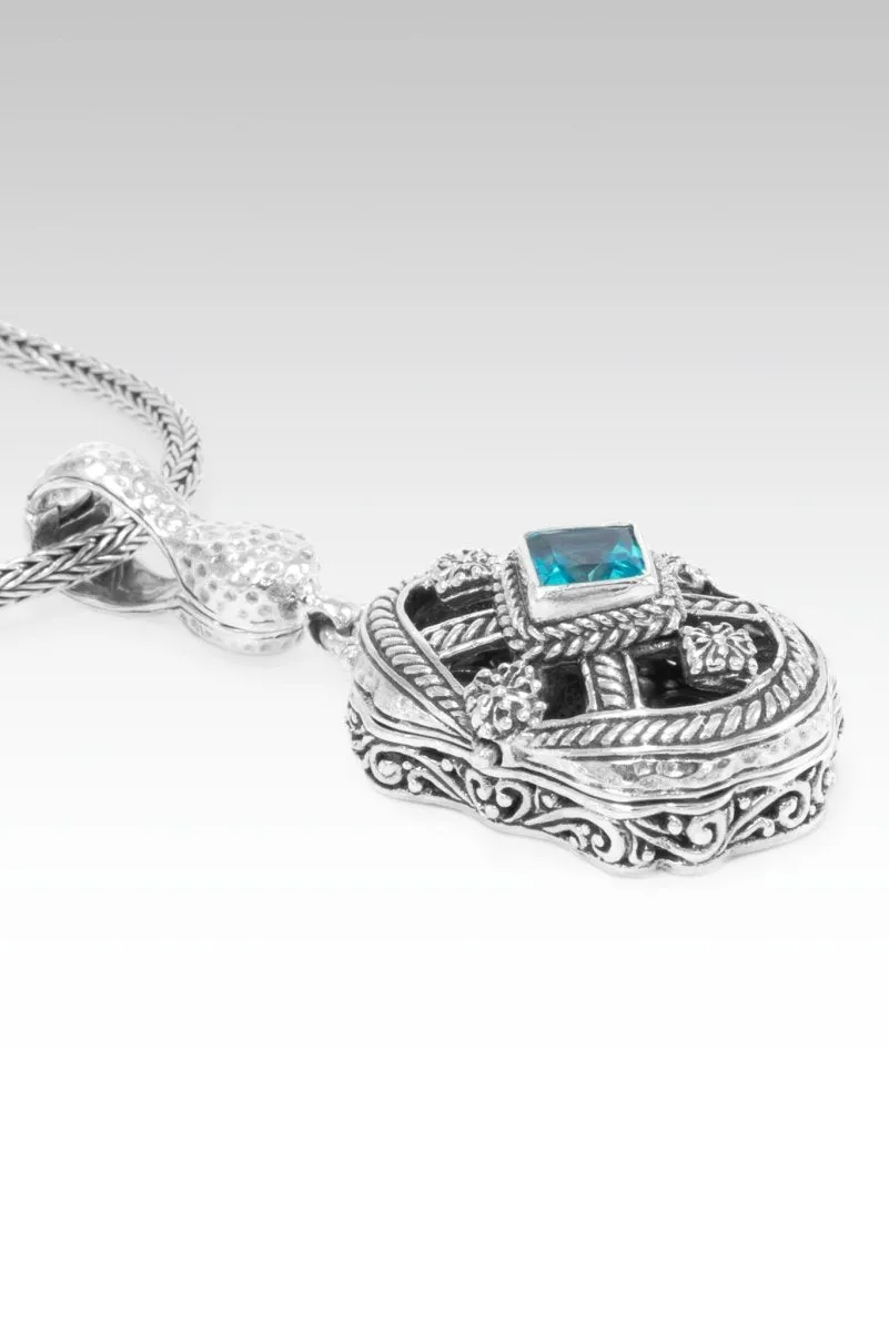 Enchanted Locket Pendant™ in Bali Breeze™ Mystic Topaz