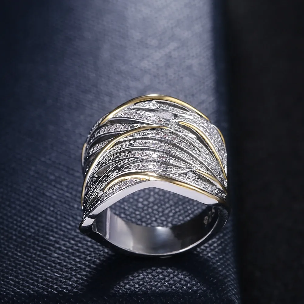 Fashion Jewelry Hollow Geometric Puzzle Ring with Zircon in Silver Color