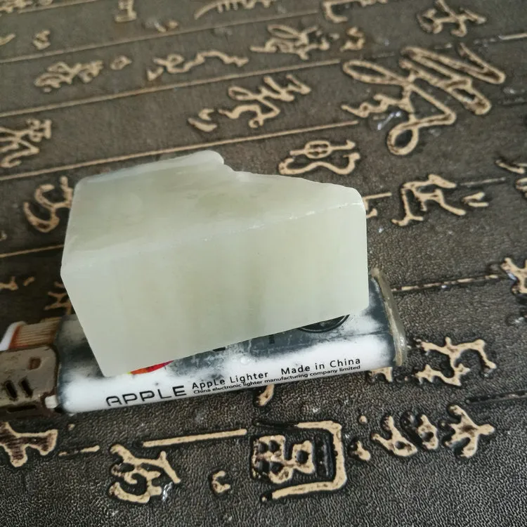 Natural Kunlun Jade Rough Nephrite Raw (103g, 5X4X2.3cm)