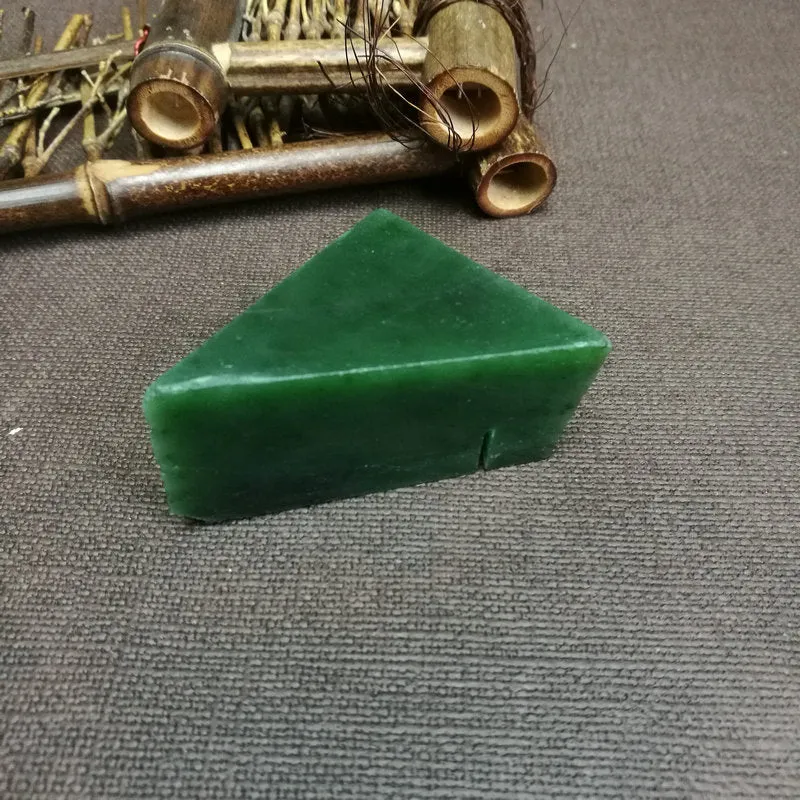 Natural Kunlun Jade Rough Nephrite Raw (64g,5.9X3.3X2.3cm)