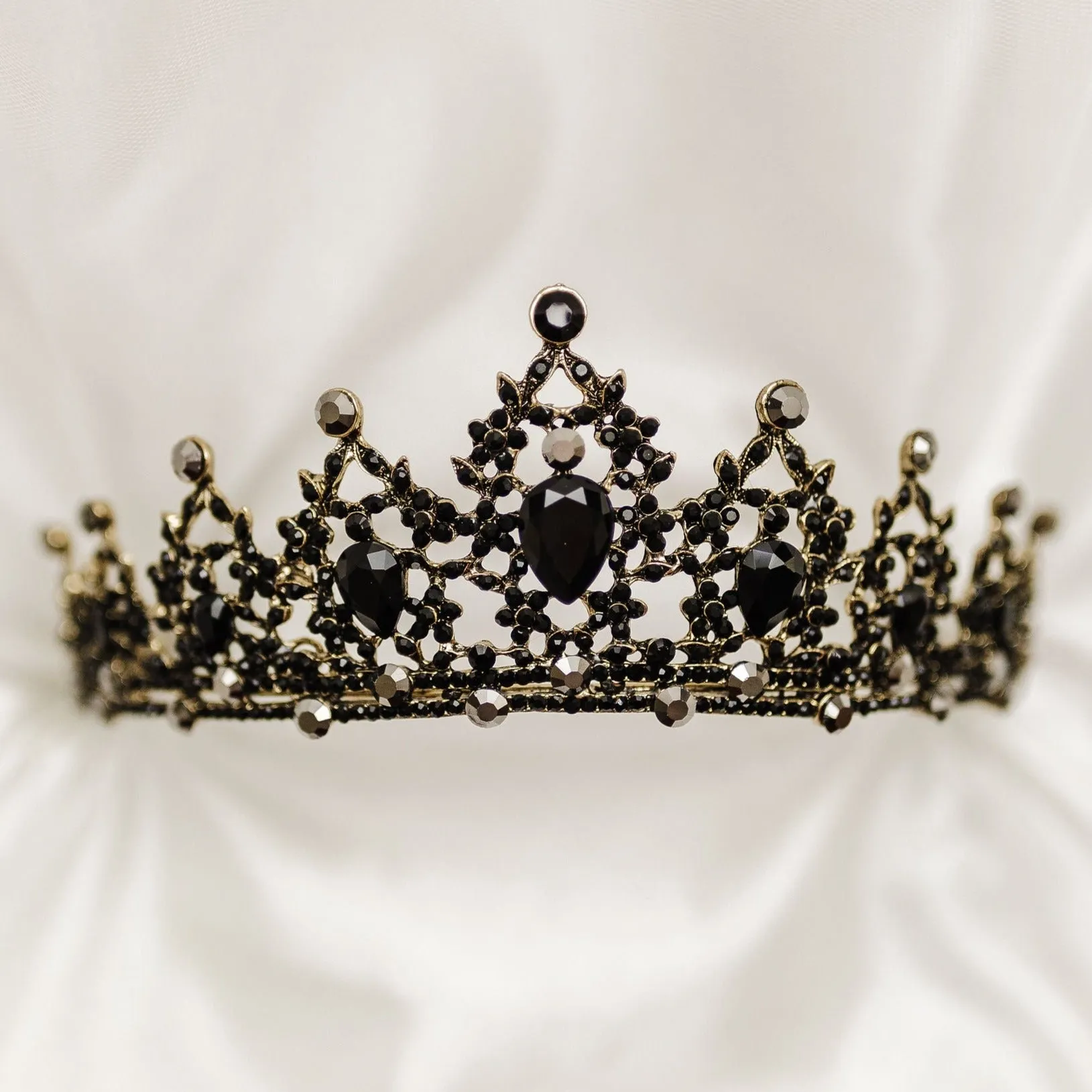 Ophelia's Tiara In Black & Gold