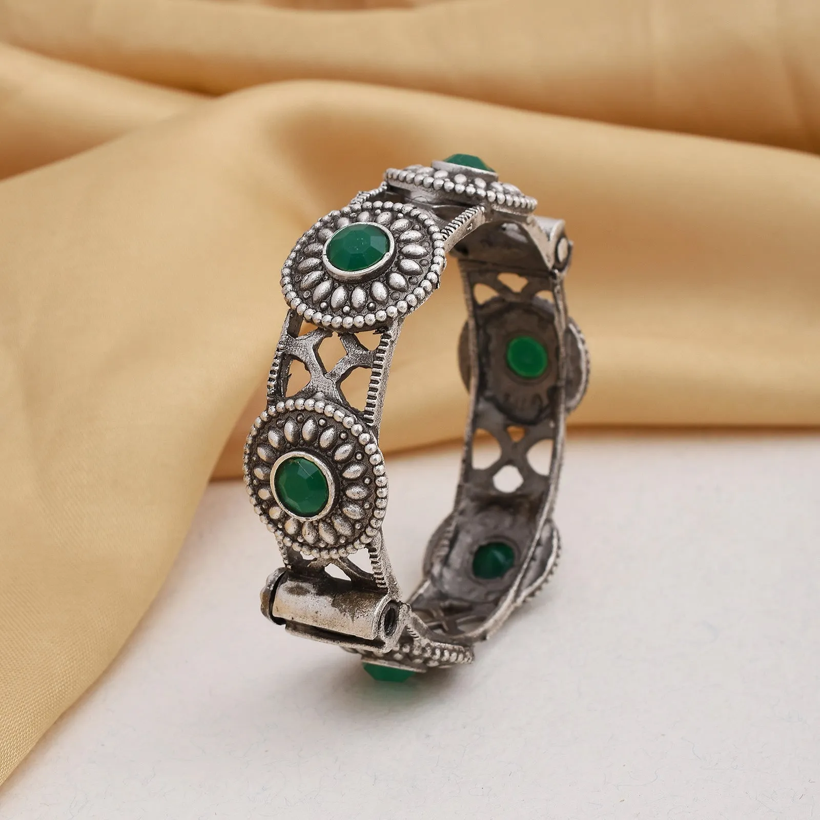 Raksha One Piece Bangle