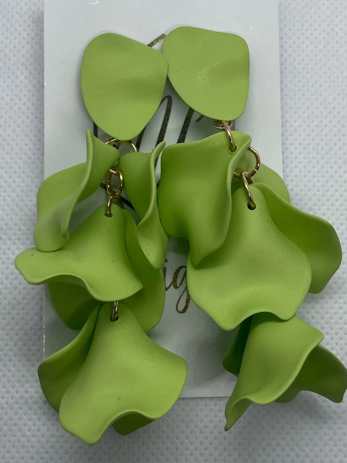 Reverse Petal Dangle Earrings