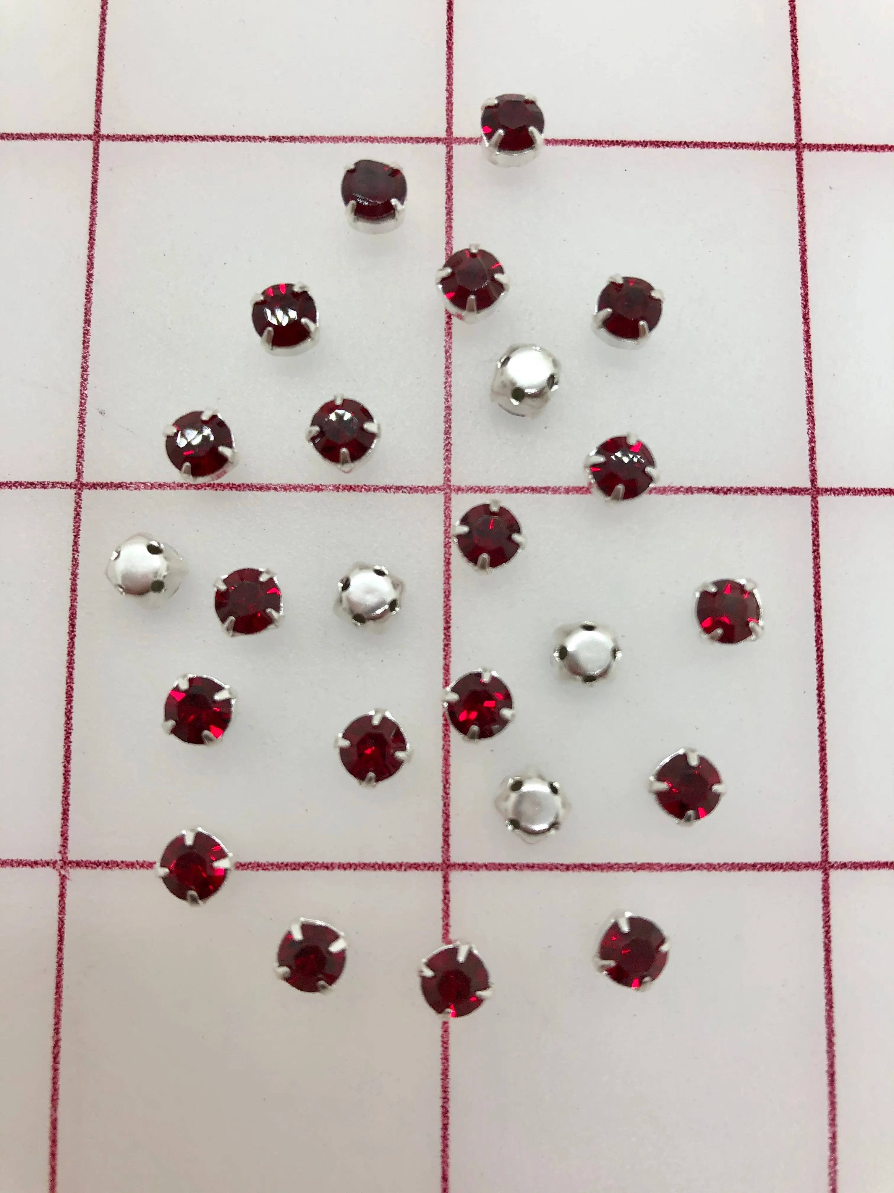 Rhinestones - 18SS Swarovski Siam Chaton Montees 24-PK