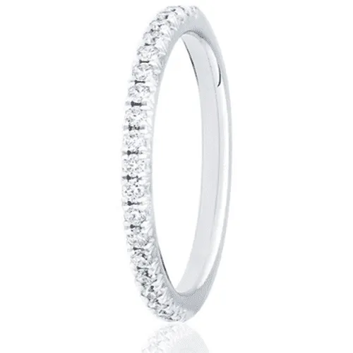 Round Brilliant Cut French Pave .25ct