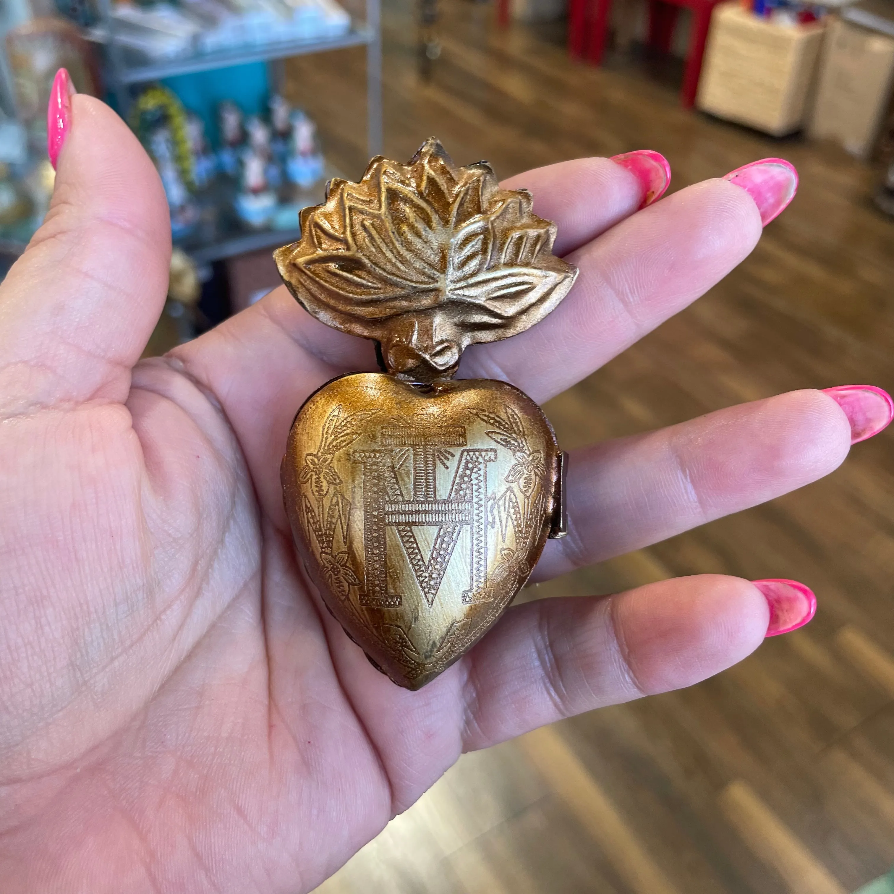 Sacred Heart Locket Box