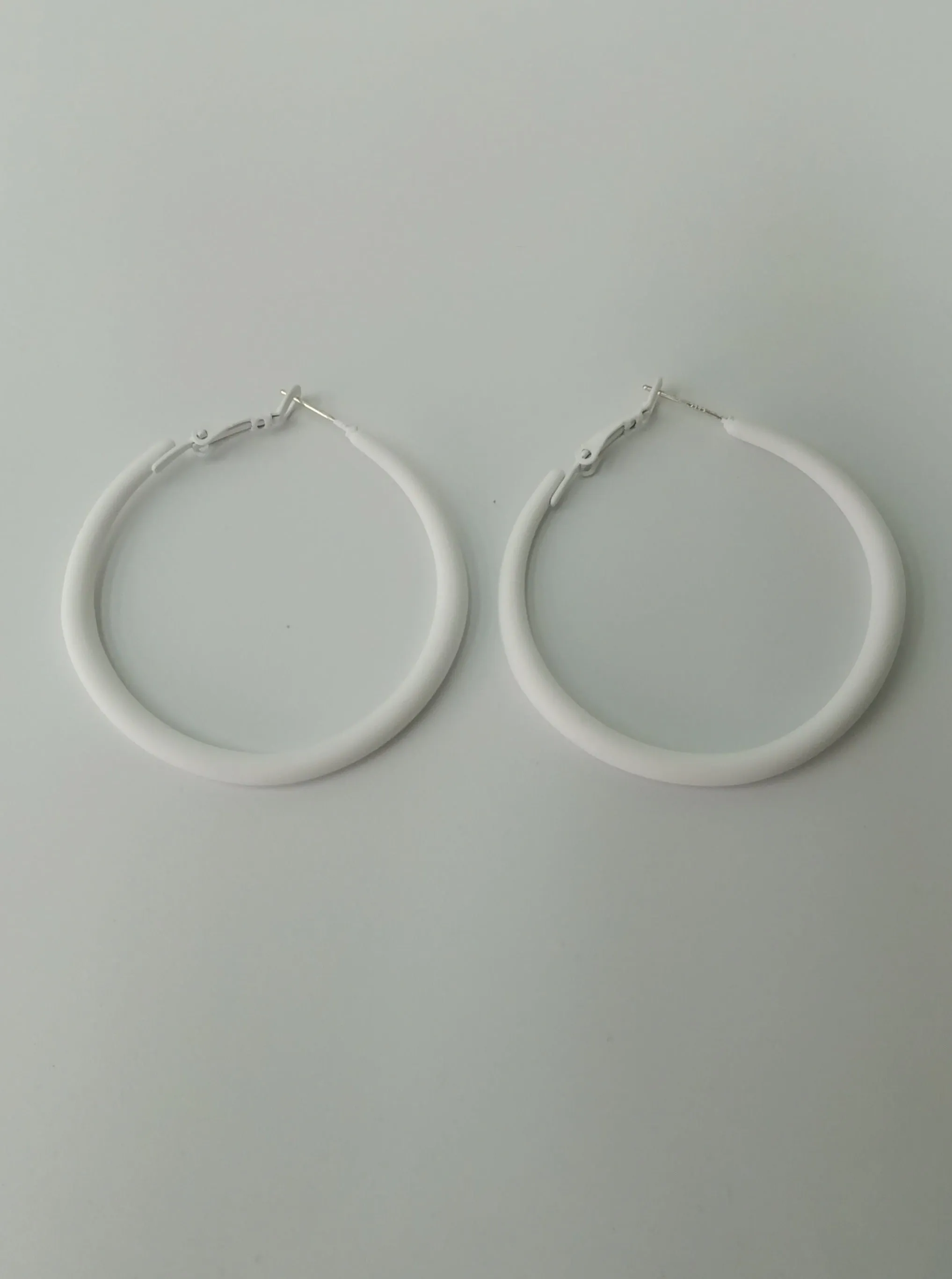 Vanilla Hoop Earrings