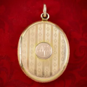 Vintage 9ct Gold Family Locket Circa 1958